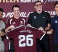 Jelang Hadapi BG Pathum United, Aston Villa Disambut Hangat di Bangkok