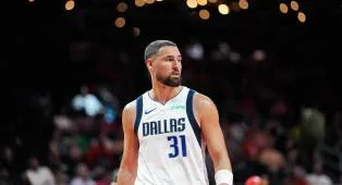 Klay Thompson Pertimbangkan Pindah ke Lakers dari Mavericks