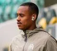 Leeds United dan Aston Villa Bersaing Berebut Igor Paixao