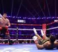 Lennox Lewis Ragukan Masa Depan Anthony Joshua usai Nyaris Tumbang