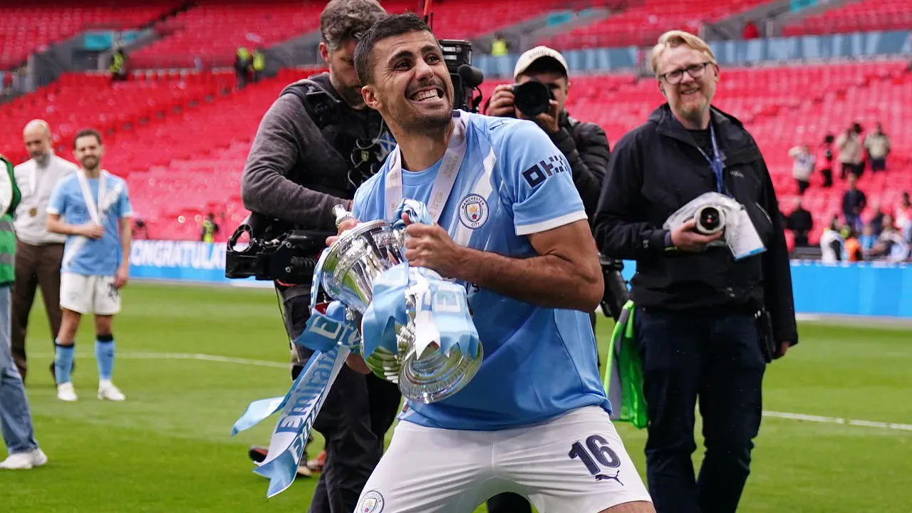 Manchester City Tunda Negosiasi Transfer Rodri dengan Real Madrid
