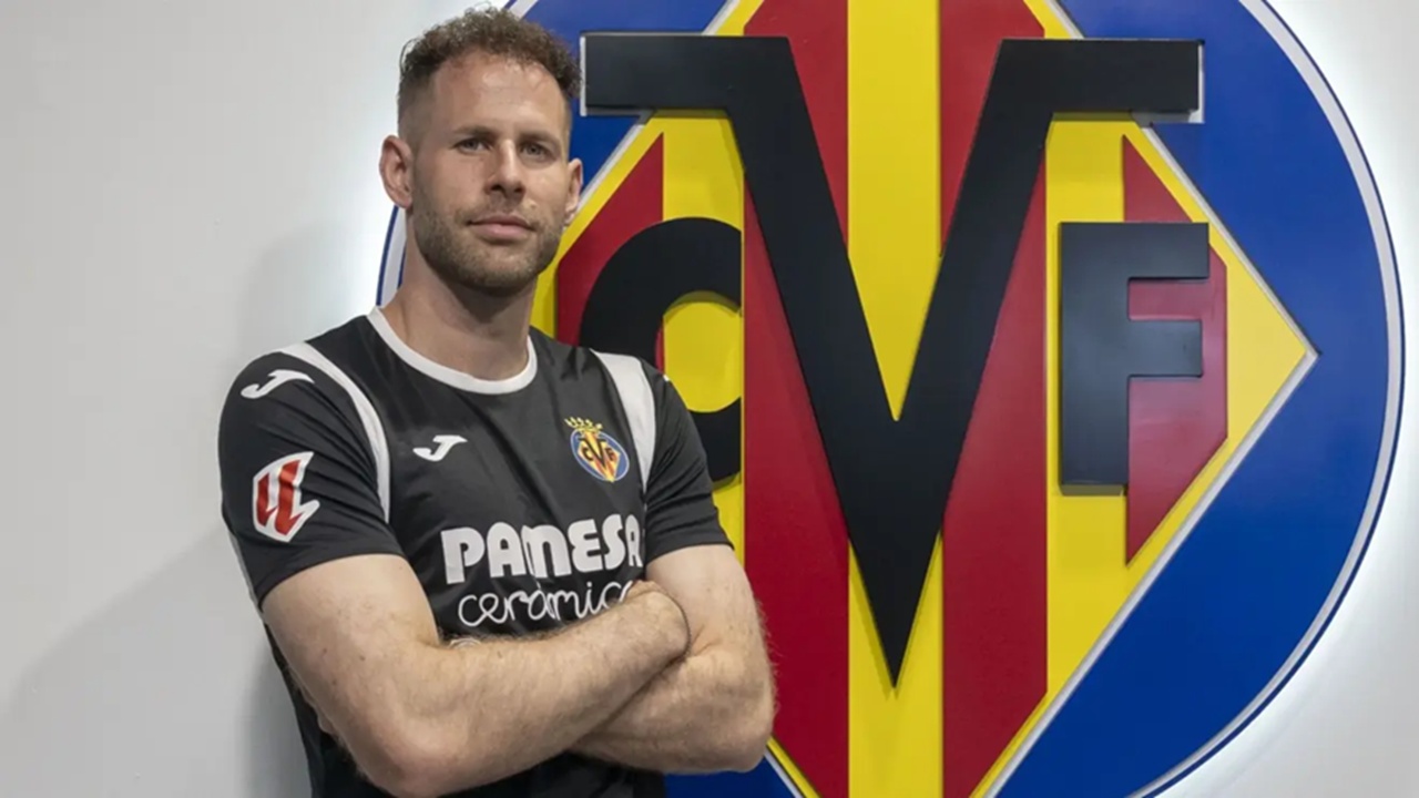 Peter Gulacsi Antusias Bergabung dengan Villarreal