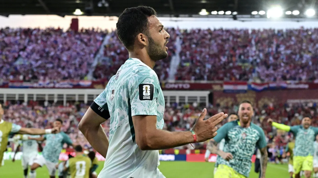 Rekam Jejak Juara Goncalo Ramos Jadi Modal AC Milan Musim Ini