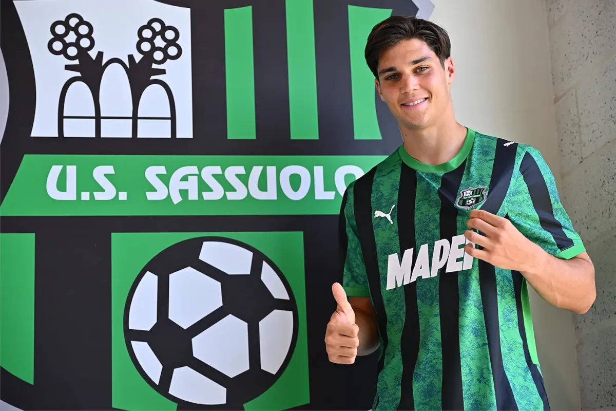 Sassuolo Resmi Rekrut Adzic, Juventus Sisakan Opsi Beli Kembali - sumber: (footballitalia)
