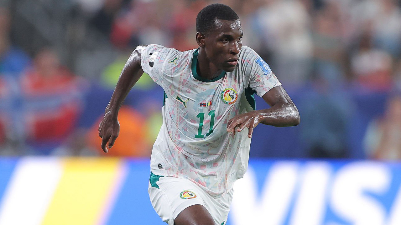 Spurs Siap Bersaing dengan Aston Villa untuk Rekrut Nicolas Jackson