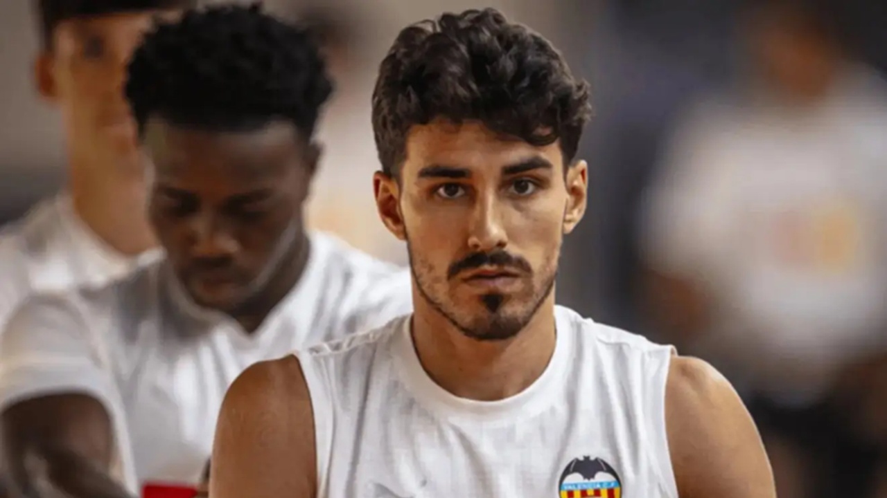 Valencia Buka Peluang Lepas Andre Almeida Usai Perpanjang Kontraknya