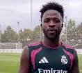 Vinicius Jr Sambut Fans Madrid, Arsenal Tunggu Kepastian