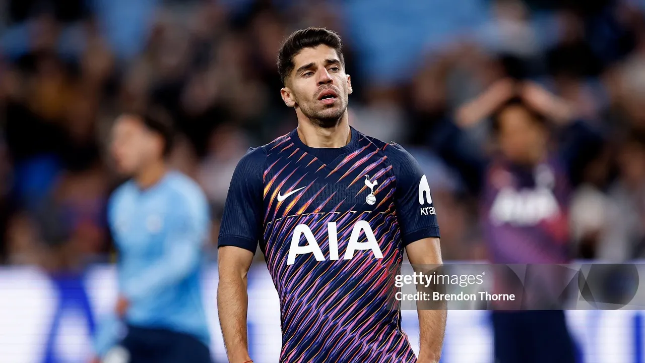 West Ham United Bidik Manor Solomon dari Tottenham