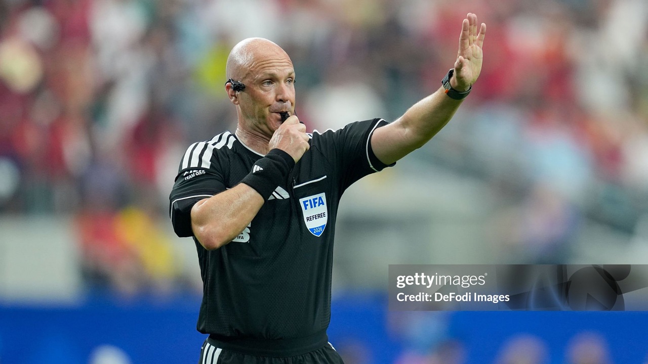 Anthony Taylor Resmi Jabat Direktur Wasit Elite di Turkiye