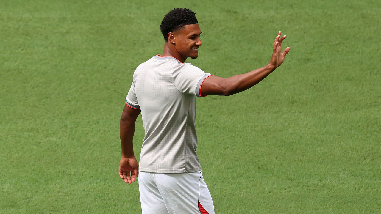 Coret Ollie Watkins dari Daftar Target, MU Cari Striker Lain