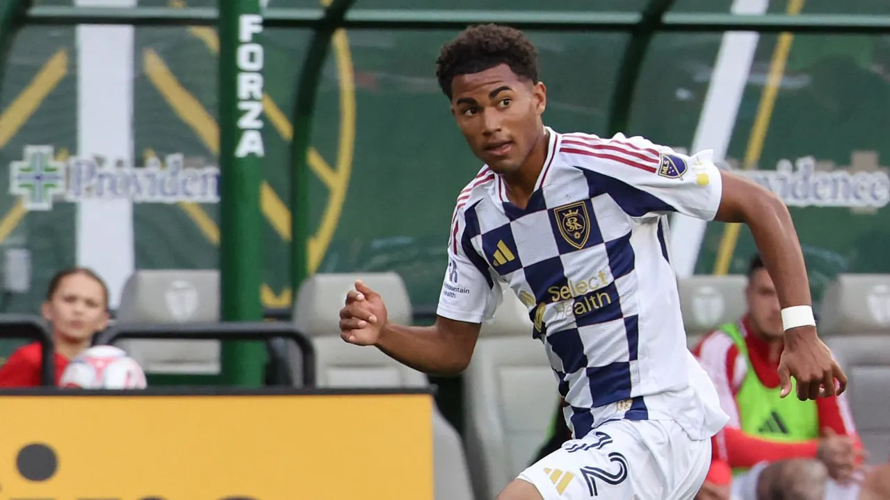 Crystal Palace Lanjutkan Negosiasi untuk Rekrut Zavier Gozo
