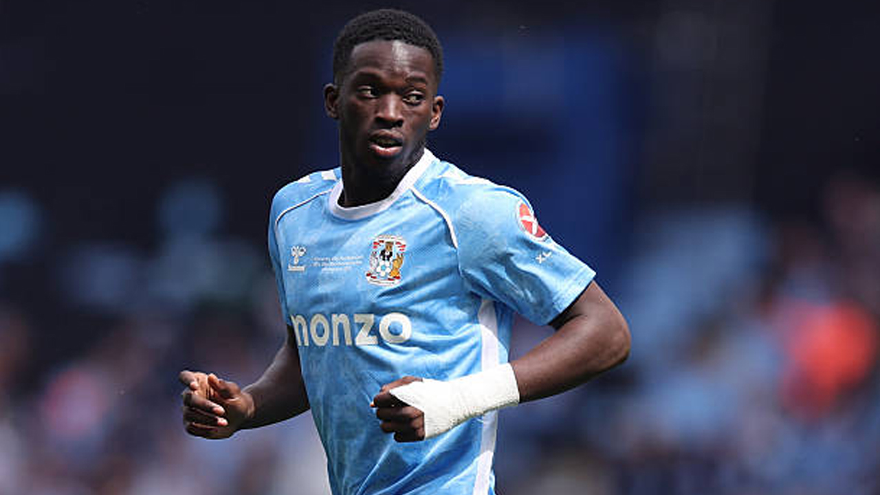 Crystal Palace Tolak Tawaran Club Brugge untuk Romain Esse