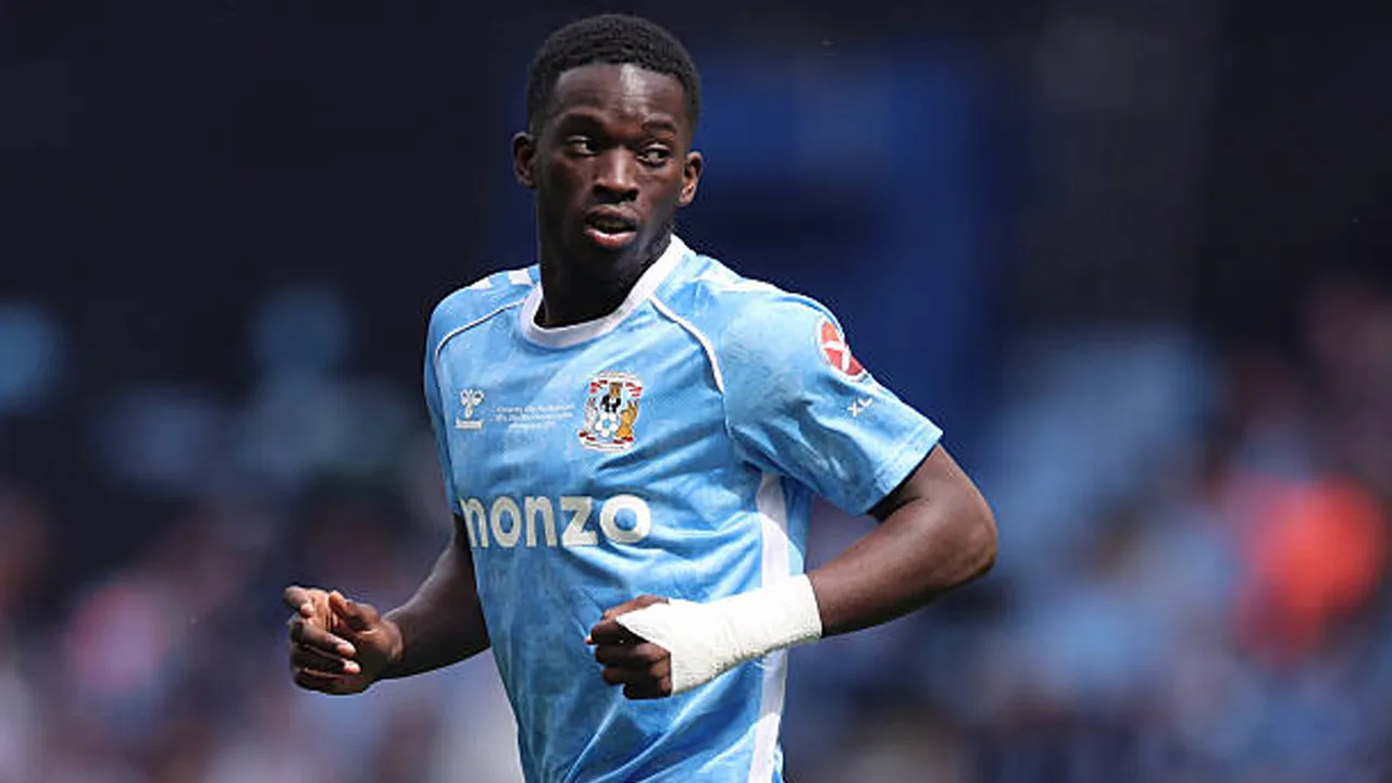 Crystal Palace Tolak Tawaran Club Brugge untuk Romain Esse