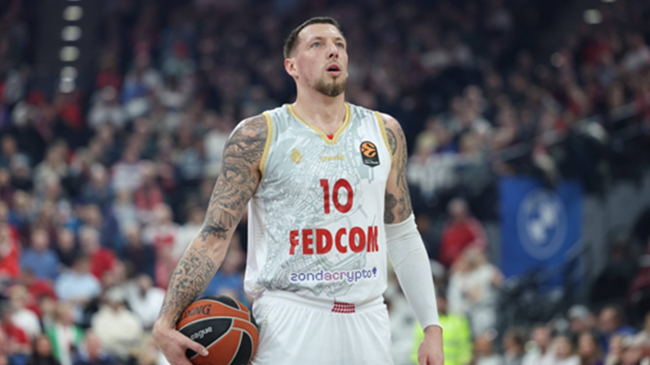 Daniel Theis Resmi Menambah Kekuatan Maccabi Tel Aviv