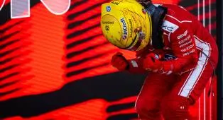 Ferrari Fokus pada Pengembangan Berkelanjutan Hadapi Mercedes