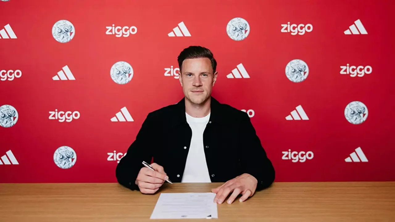 Marc-Andre ter Stegen Ungkap Alasan Pilih Ajax Usai Tinggalkan Barcelona