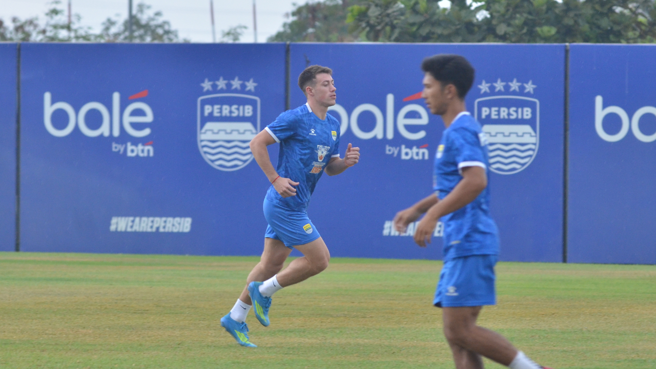 Menit Bermain Peralta Perlahan Ditambah Usai Lakoni Debut