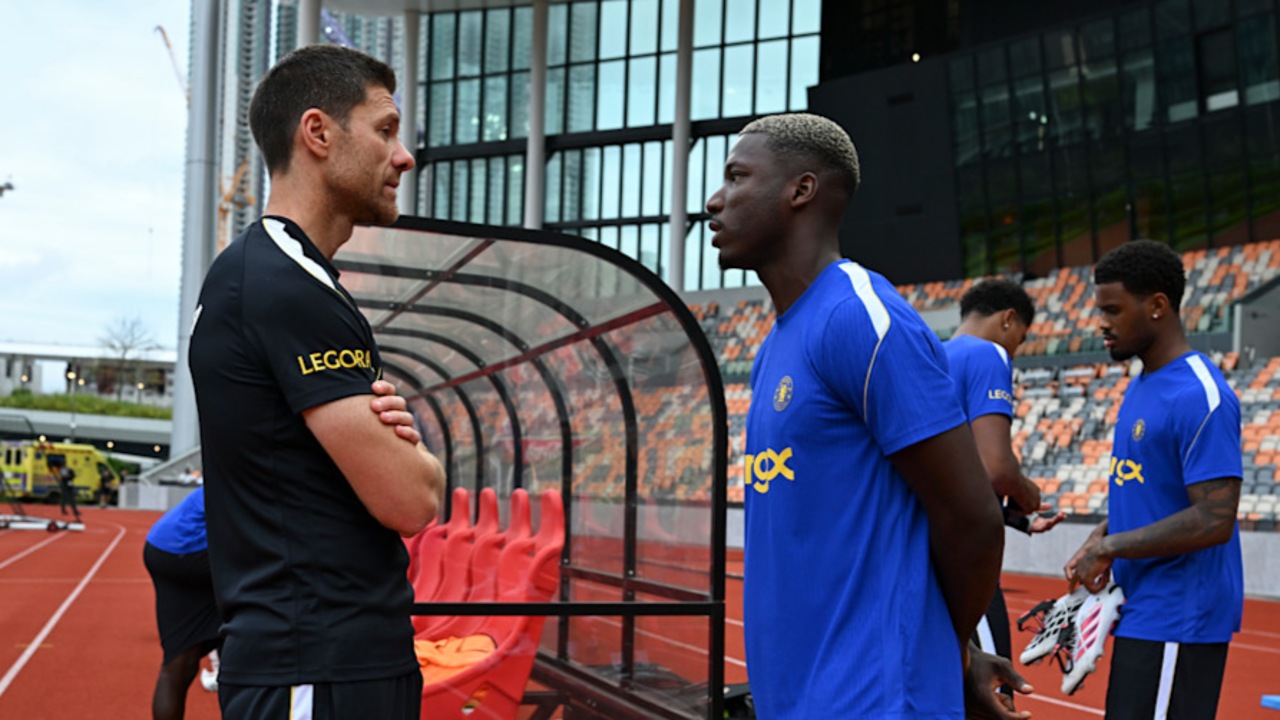 Moises Caicedo Bidik Status Legenda di Chelsea