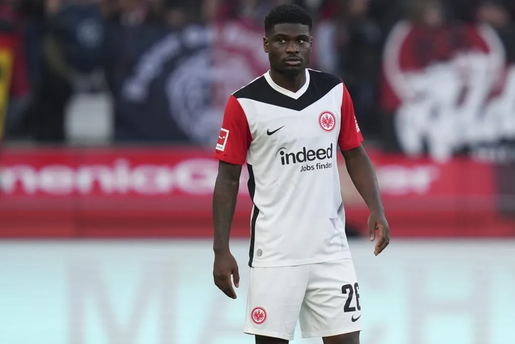 Schalke 04 Gencarkan Usaha Rekrut Junior Dina Ebimbe