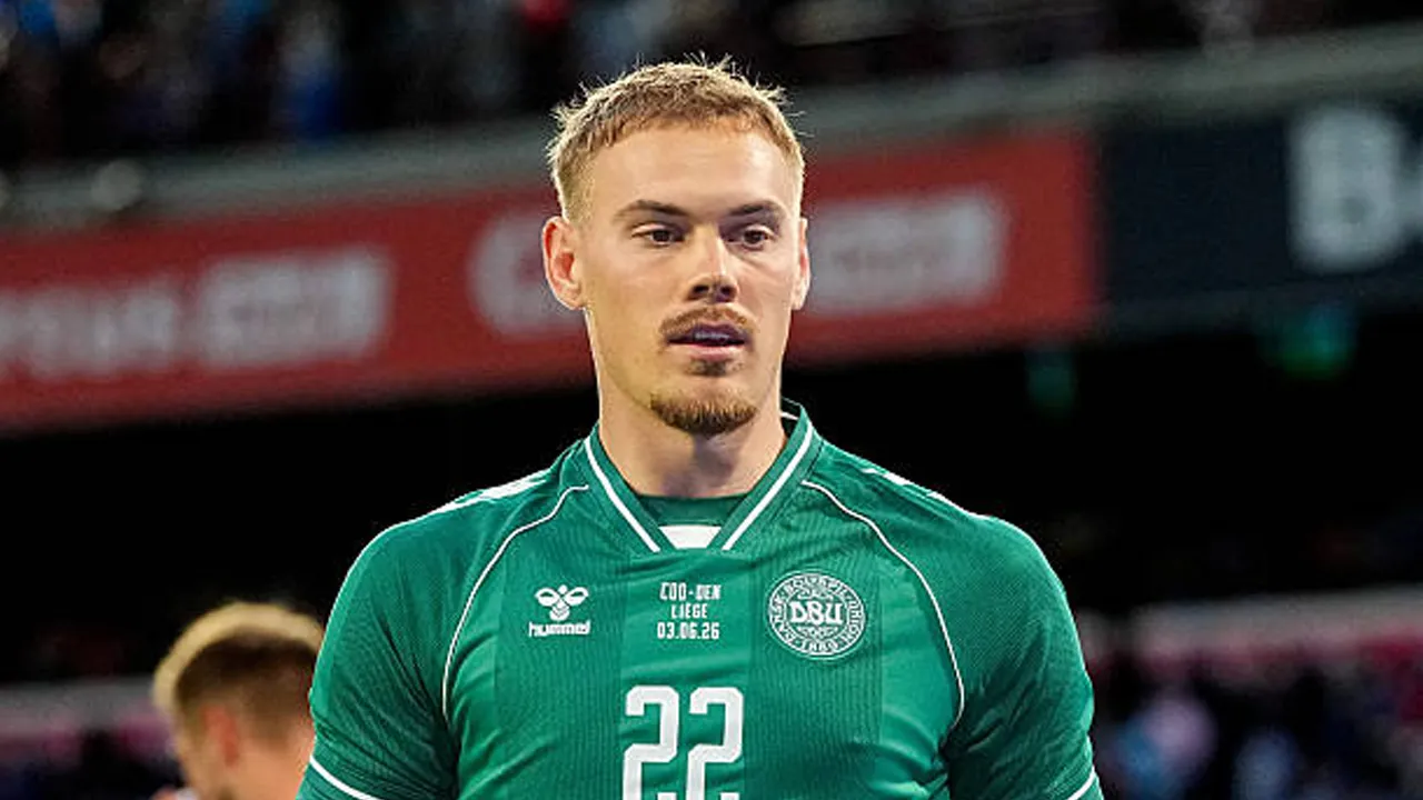 Segera Gabung, Chelsea Pinjamkan Filip Jorgensen ke RC Strasbourg
