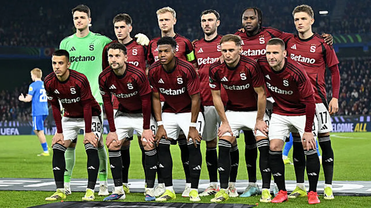 Sparta Prague Tekuk Lyon 2-1, Corentin Tolisso Gagal Penalti