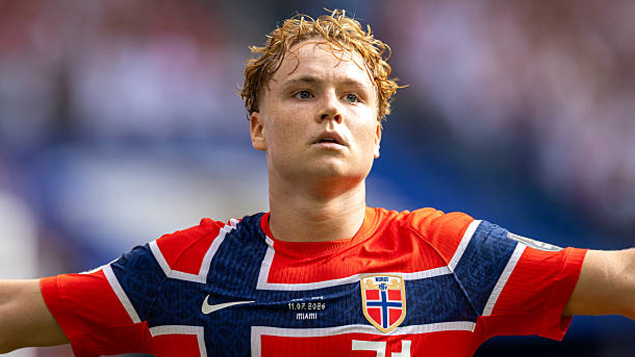Tawaran ke Benfica Telah Diajukan, Andreas Schjelderup Jadi Target Tottenham