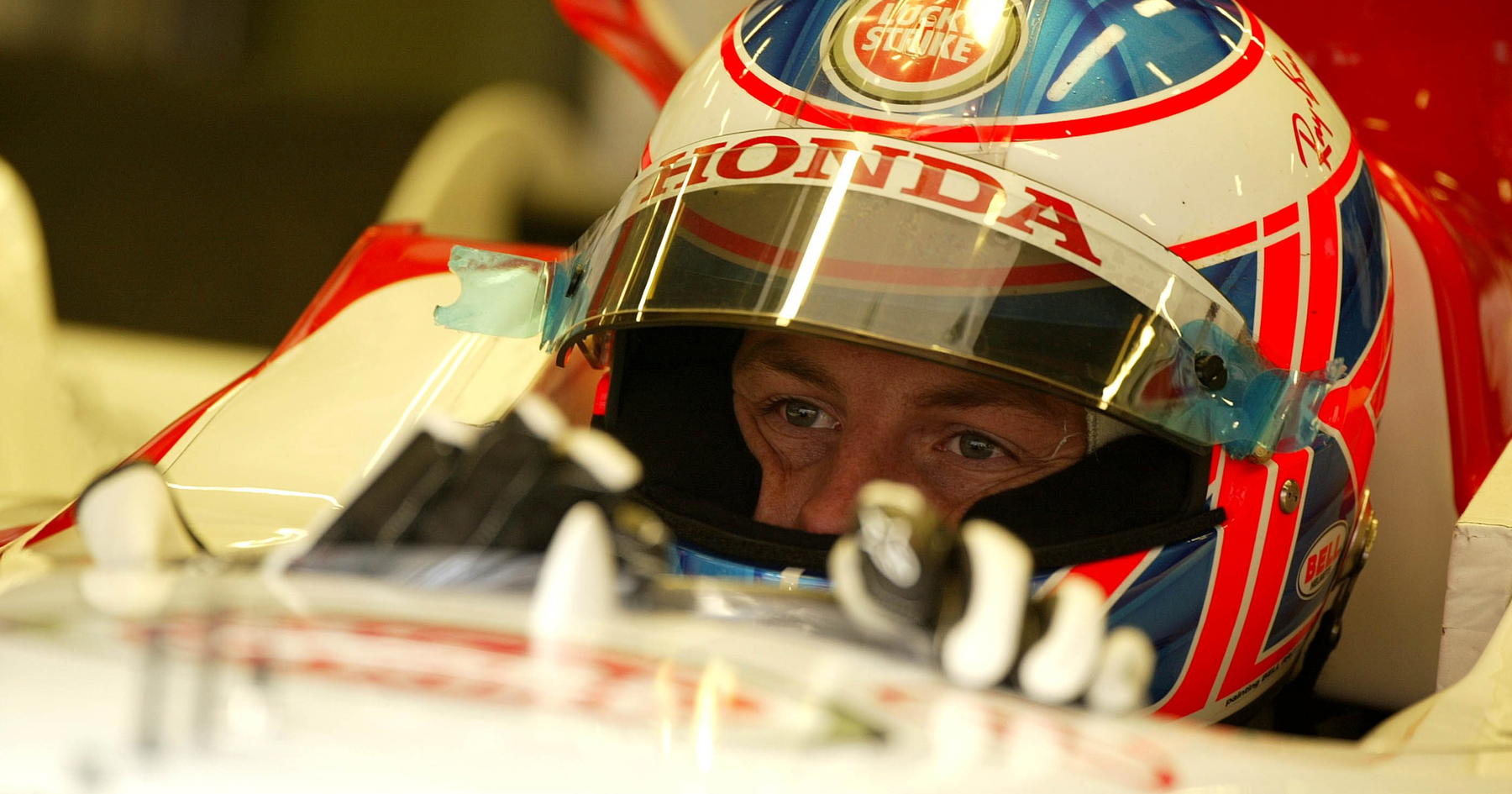 Tim F1 Berebut Jenson Button, Pengumuman Picu Sengketa