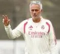 Valdano Heran Real Madrid Pilih Jose Mourinho Lagi Jadi Pelatih