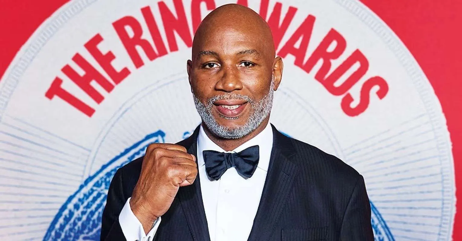 5 Petinju Terhebat Sepanjang Masa Versi Lennox Lewis - sumber: (secondsout)