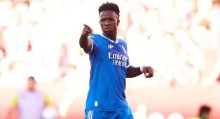 Arsenal Siapkan Tawaran Menggiurkan Bagi Vinicius Junior dan Madrid
