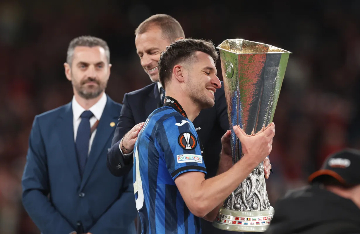 Atalanta Siapkan Transfer Djimsiti, Incar Todibo dan Romagnoli - sumber: (footballitalia)