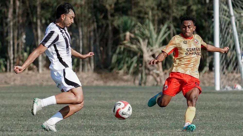 Bhayangkara FC Menang di Laga Uji Coba Perdana Melawan Semen Padang - sumber: (ileagueid)