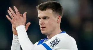 Crystal Palace Dekati Mantan Bintang Brighton dalam Langkah Kontroversial