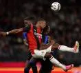 Fans Milan Geram, Estupinan Jadi Sorotan Usai Imbang 1-1 Lawan Inter