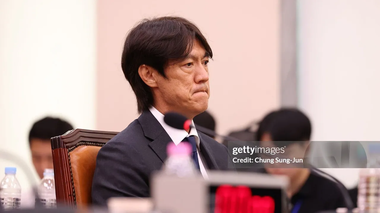 Hong Myung-bo jadi sorotan setelah polisi mengusut proses penunjukannya sebagai pelatih Korea Selatan