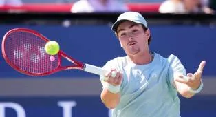 Kekuatan Mental Bantu Joao Fonseca Jegal Stefanos Tsitsipas Di Montreal