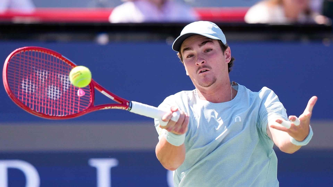 Kekuatan Mental Bantu Joao Fonseca Jegal Stefanos Tsitsipas Di Montreal