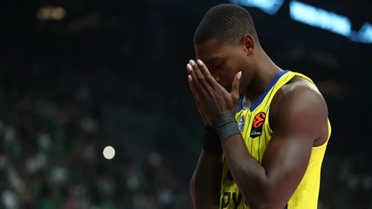 Lonnie Walker Kembali ke NBA Usai Tinggalkan Maccabi Tel Aviv