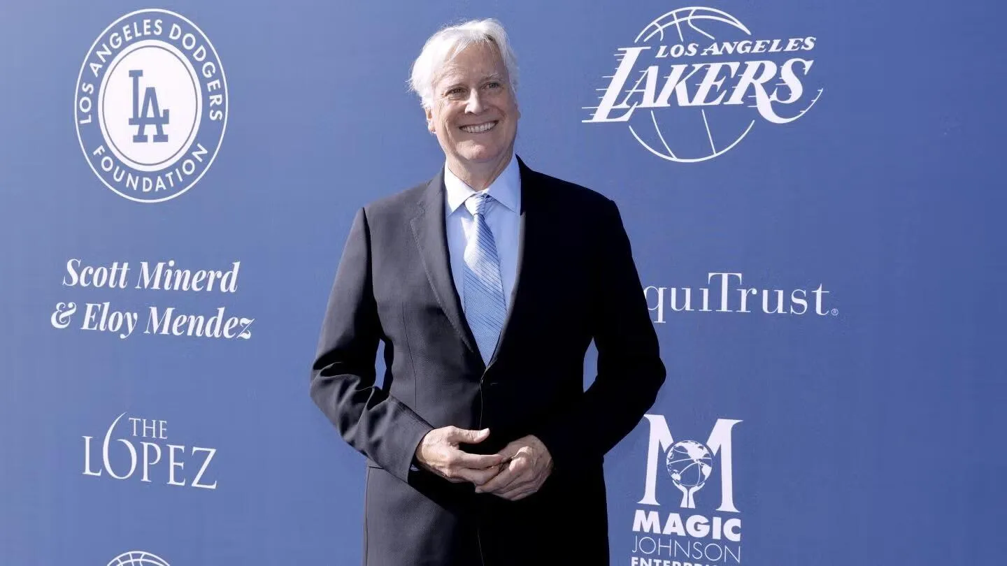 Mark Walter Bertekad Pulihkan Kejayaan Los Angeles Lakers - sumber: (mainbasket)