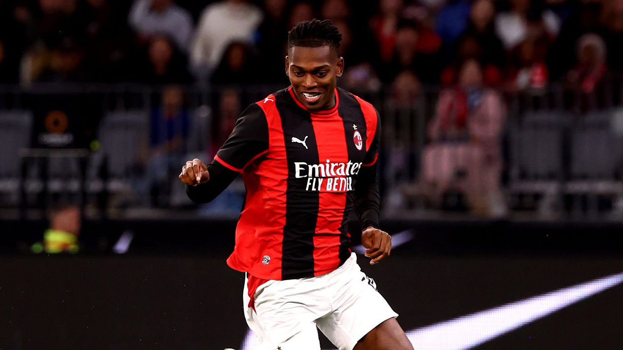 Rafael Leao Ditawarkan ke Leeds United, Tapi Transfer Sulit Terwujud