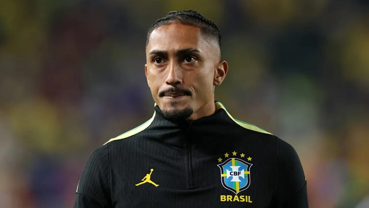 Raphinha Berada dalam Tekanan Bersama Barcelona