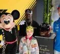 Replika Helm F1 Bertema Disney Pecahkan Rekor Lelang Amal