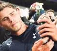 Tottenham Selangkah Lagi Perpanjang Kontrak Micky van de Ven