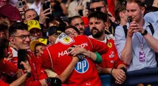 Transformasi Ferrari: Hamilton Dipuji Atas Pengaruhnya