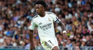 Vinicius Junior Bertahan, Negosiasi Kontrak Baru Dilanjutkan