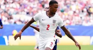 Arsenal Ngebet Rekrut Ezri Konsa, Aston Villa Mulai Pasrah