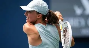 Iga Swiatek Nikmati Kemenangan 66 Menit Atas Viktorija Golubic Di Toronto