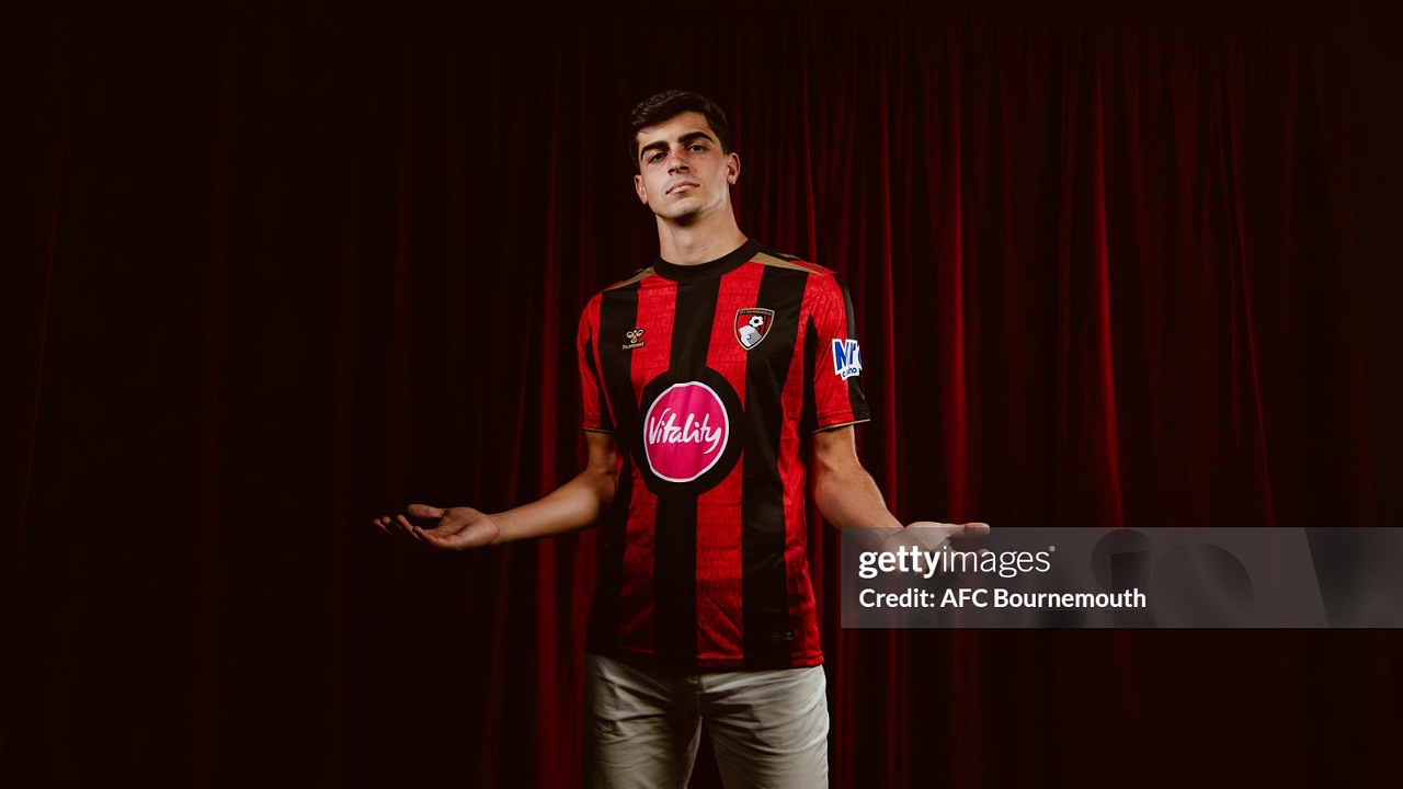 Juanlu Sanchez Resmi Gabung Bournemouth dari Sevilla