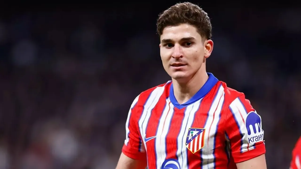 Julian Alvarez Ungkap Simeone Hanya Ingin Bermin untuk Barcelona