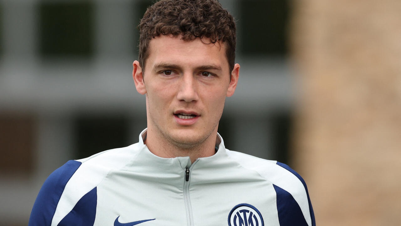 Komentar Benjamin Pavard di Unggahan Thuram Jadi Sinyal Bertahan di Inter